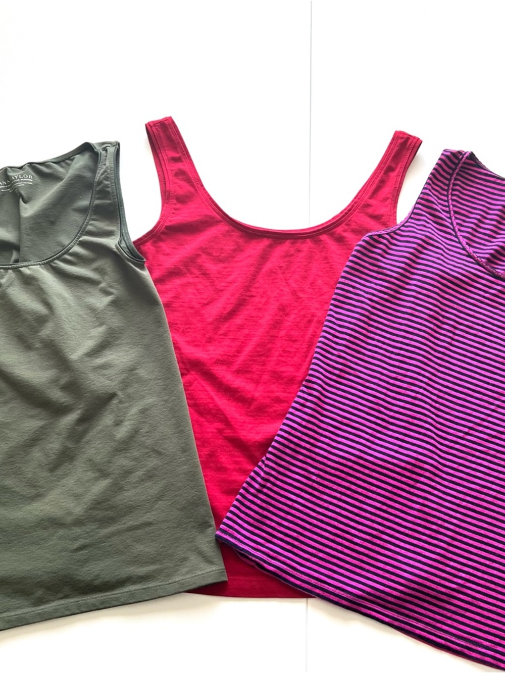 Bundle of Three Tank Tops From Talbots and Ann Taylor Size Small